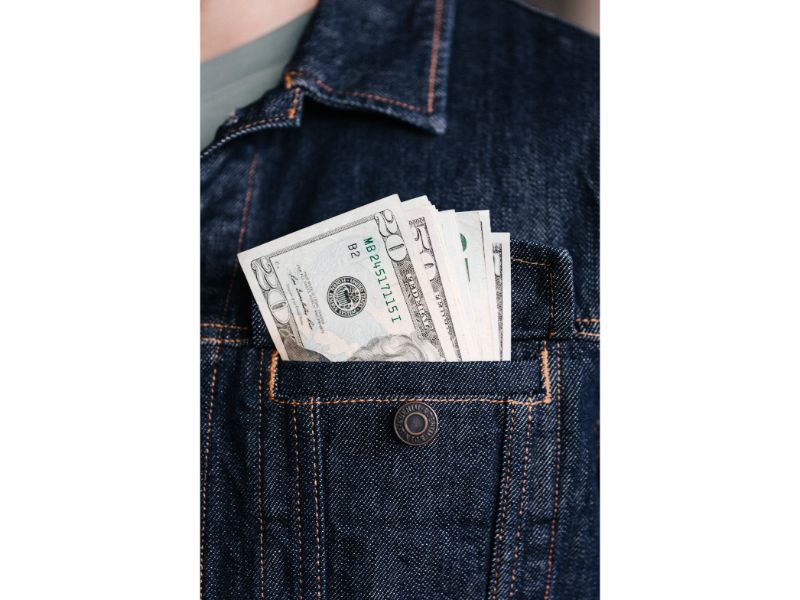 best online installment loans image of cash in pocket