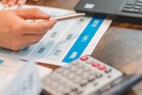 loans image of calculator and calendar