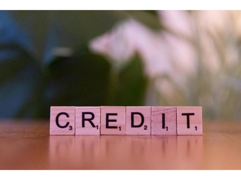 emergency expenses image of the word credit